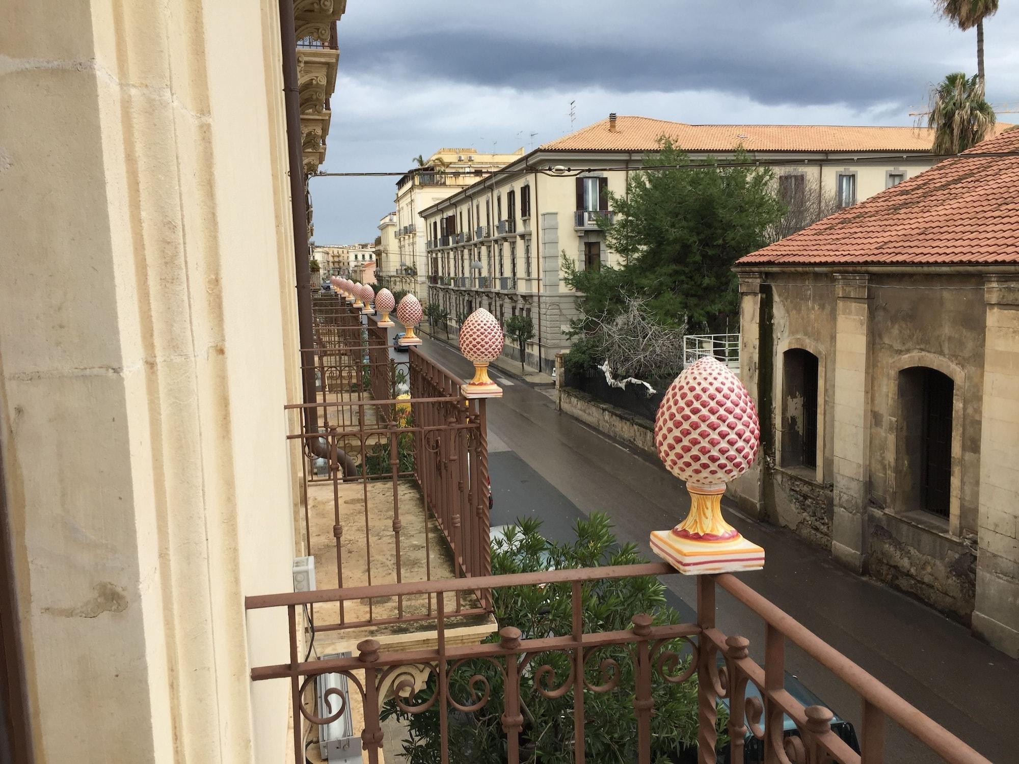 Grande Albergo Alfeo Syracuse Exterior photo
