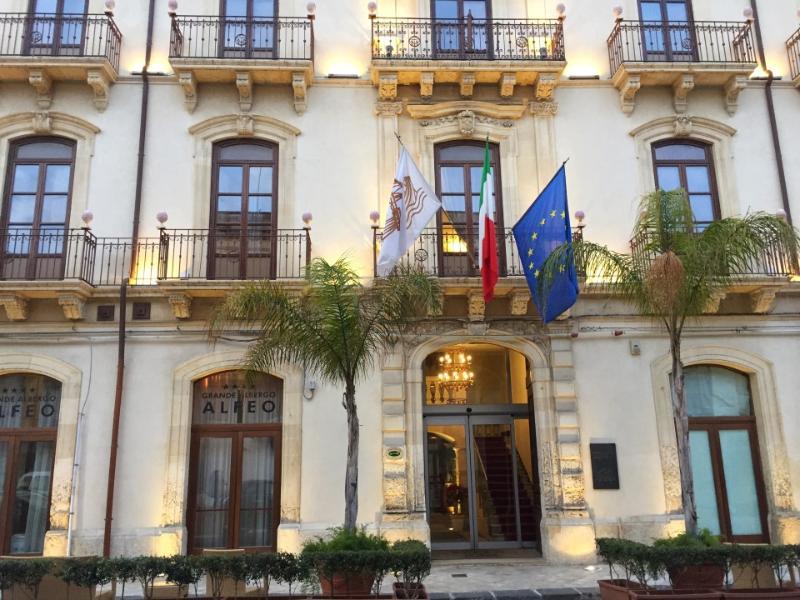 Grande Albergo Alfeo Syracuse Exterior photo